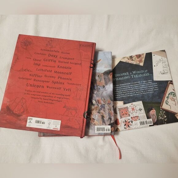 Harry Potter and Fantastic Beasts Book Set - Picture 3 of 3